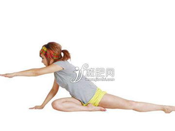 快速瘦腰运动坐式侧腰伸展