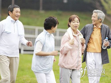 老年人适合跑步吗 四种老人不宜跑步减肥
